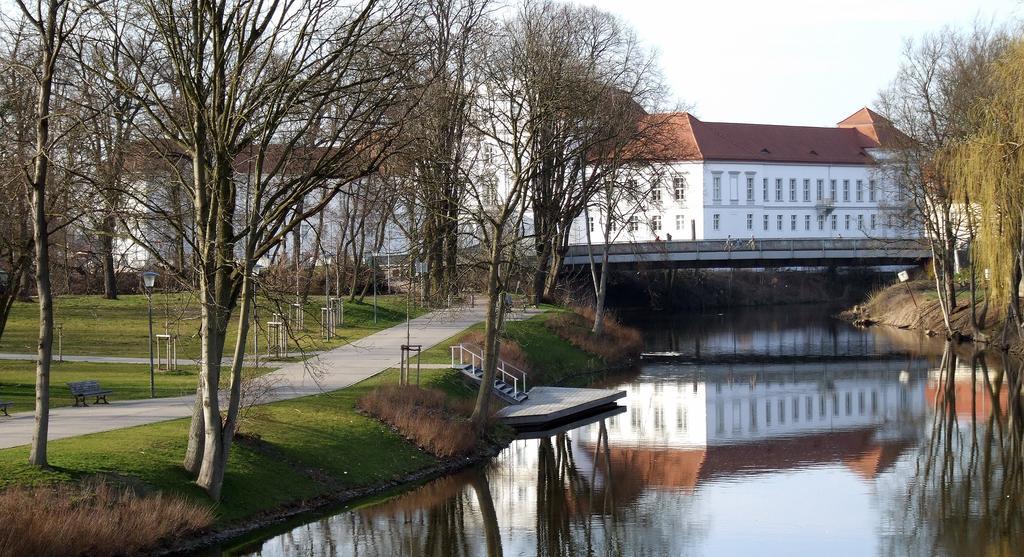 Andersen Hotel Birkenwerder Exterior photo